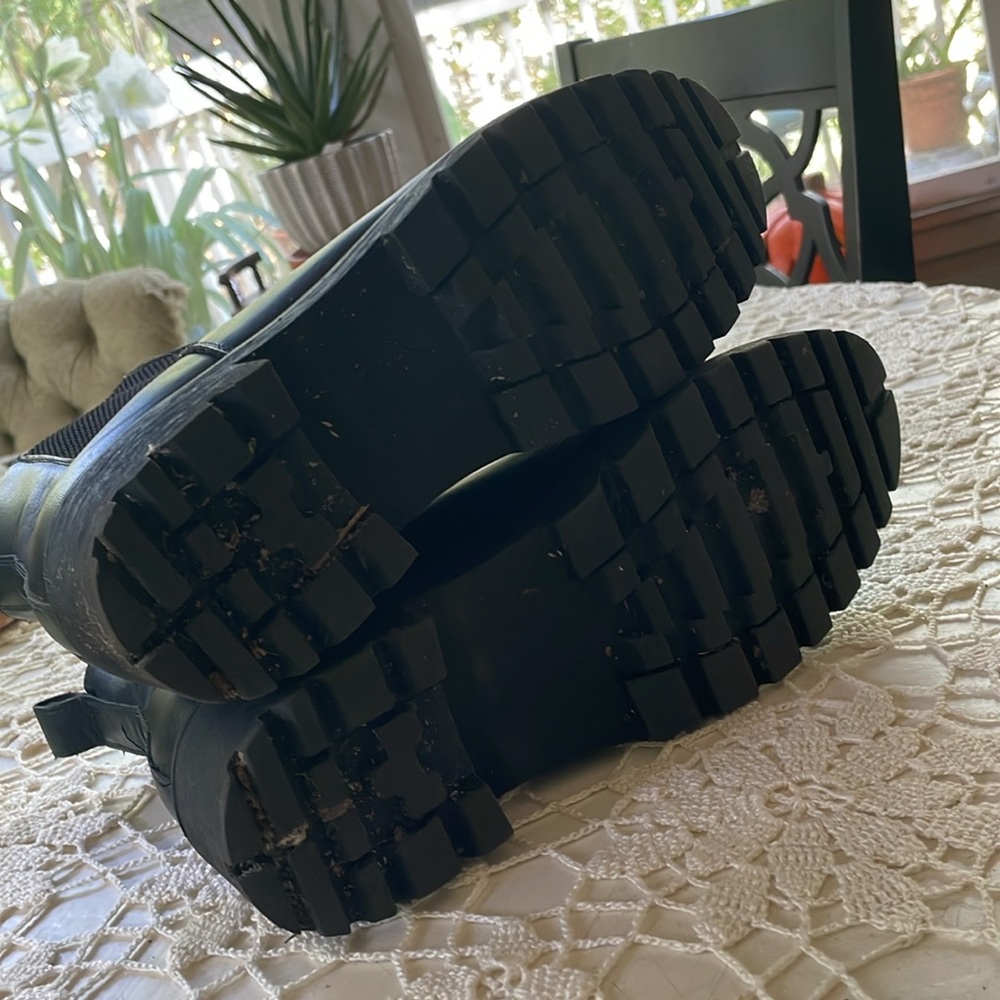 Black Chelsea Boots - Picture 5 of 5